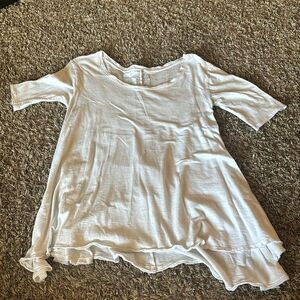 We the free, free people white, flowy t shirt size small